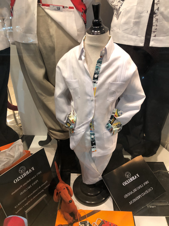 Guayabera modelo presidencial para niños